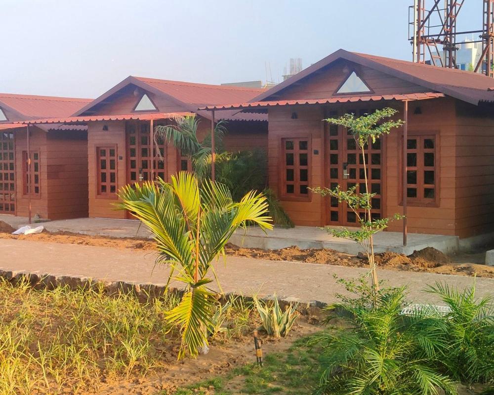 Nirvana Resort And Restaurant Garudeshwar エクステリア 写真